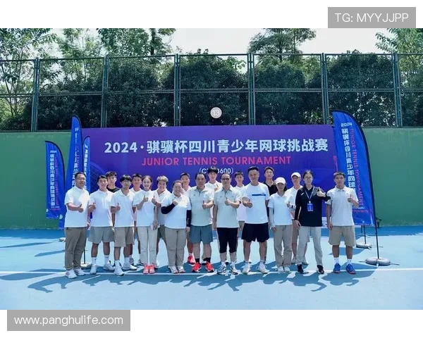 成都网球队以75分稳居杯赛积分榜首位展现强劲实力